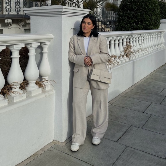 Jacquemus Beige Les Classiques ‘Le Bambino’ bag - Picture 3 of 5